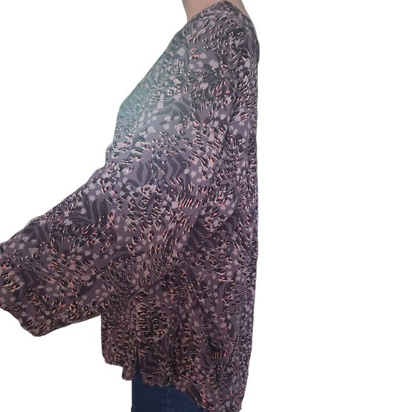 Torrid Sz 3X Harper Leo Zebra Gray Pink Animal Print Popover Blouse Pockets - Picture 6 of 11